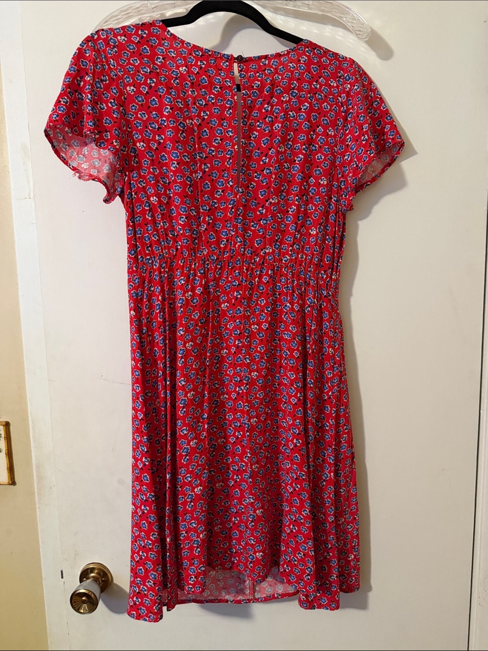 Red Floral Button-Front Mini Dress - Picture 3 of 4